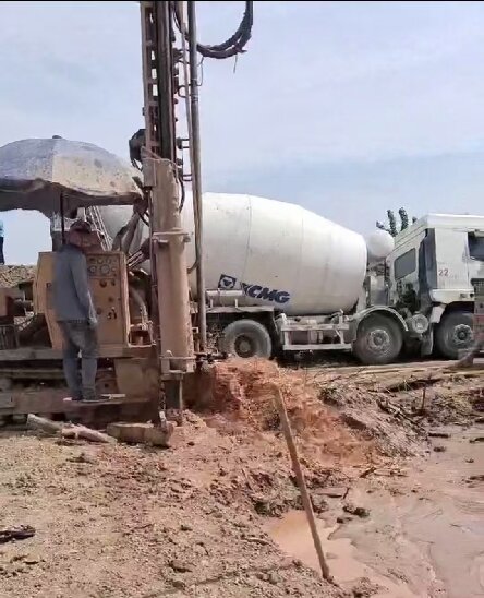 仙桃岩石井施工